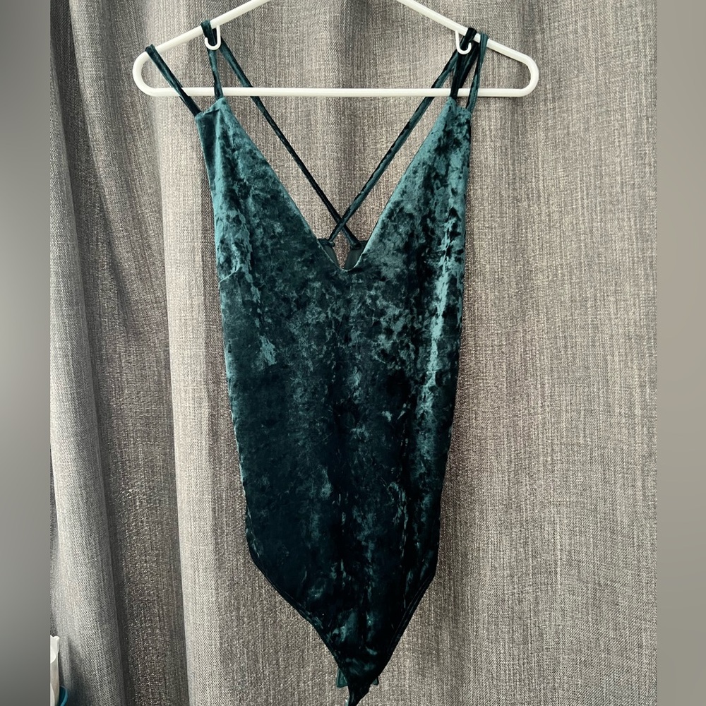 Style Angeles forest green velvet body suit